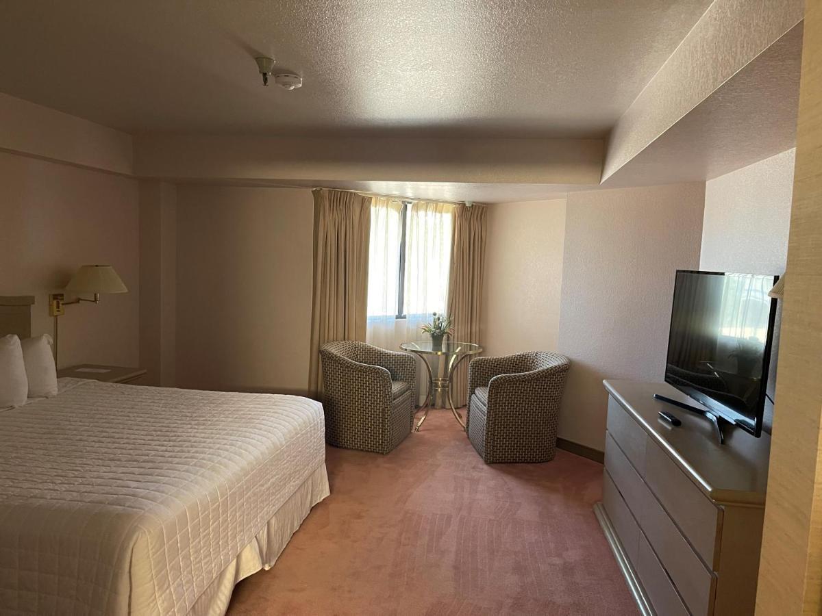 Ramada By Wyndham Viscount Suites Tucson East Exterior foto